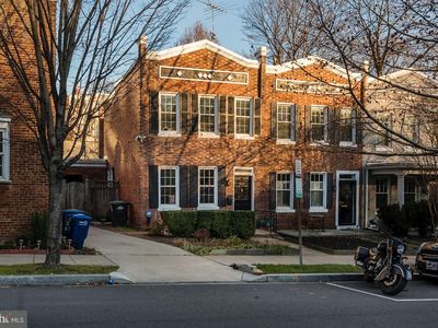 2113 37th St NW, Washington, DC, 20007