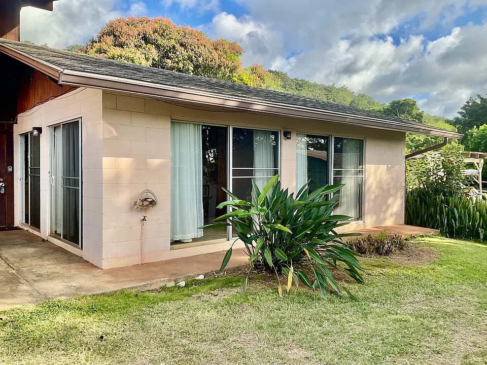 61-224 Kamehameha Hwy #B