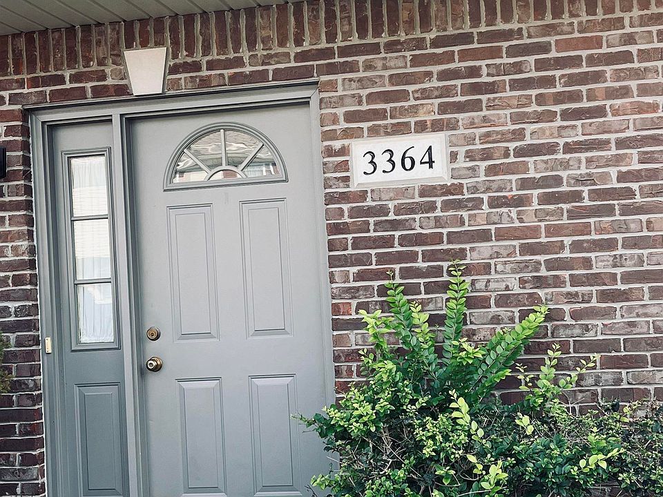 2nd image of 3364 S Oaklawn Cir
