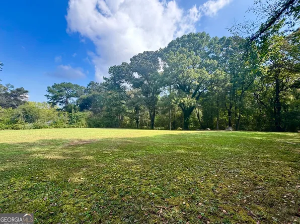 17 Farm Rd, Taylorsville, GA 30178