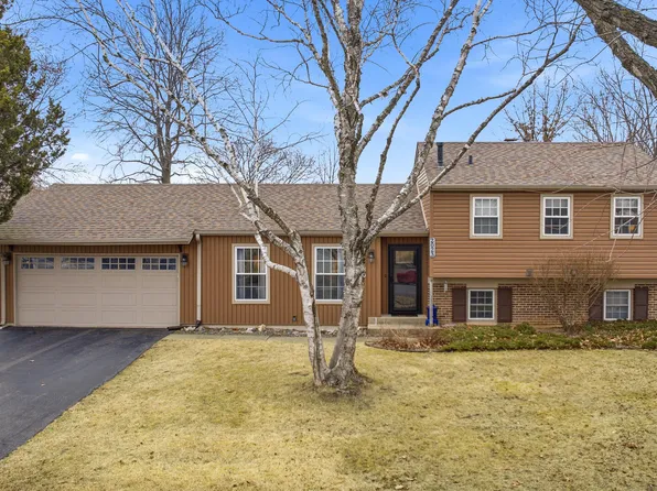 2023 Springside Dr, Naperville, IL 60565