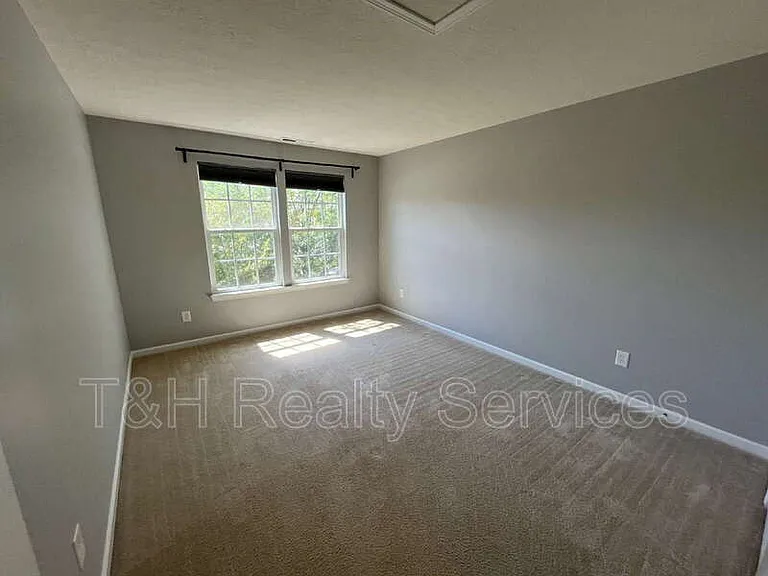 11423 Mears Dr — Photo 9