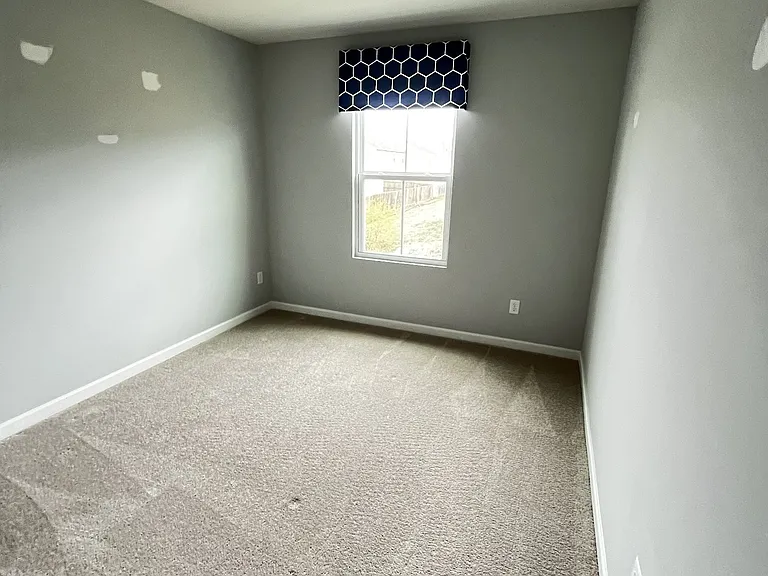 302 Sunny View Dr — Photo 6