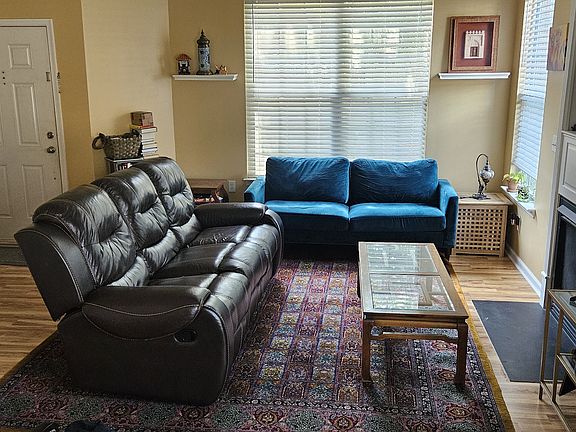 4th image of 5312 Elston Ln
