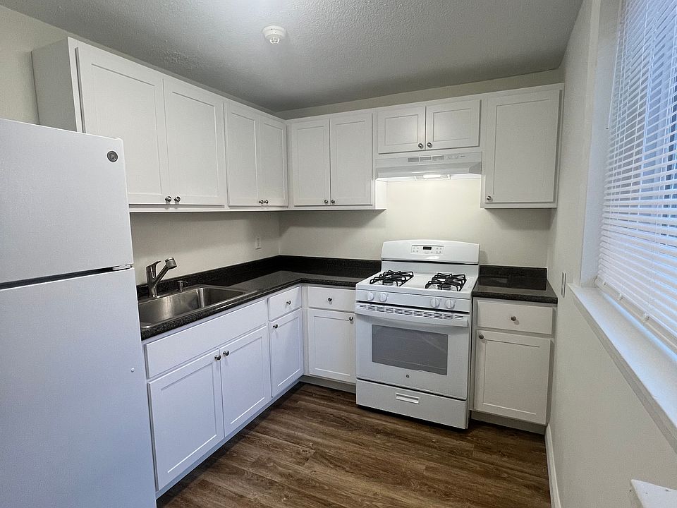 New kitchen cabinets, countertops and new appliances