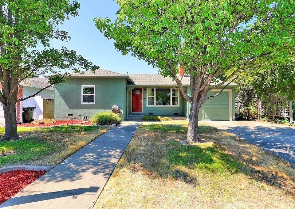 2nd image of 2325 Anita Ave