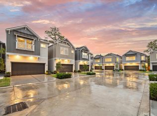 5205 Amber Sunrise Dr, Houston, TX 77018