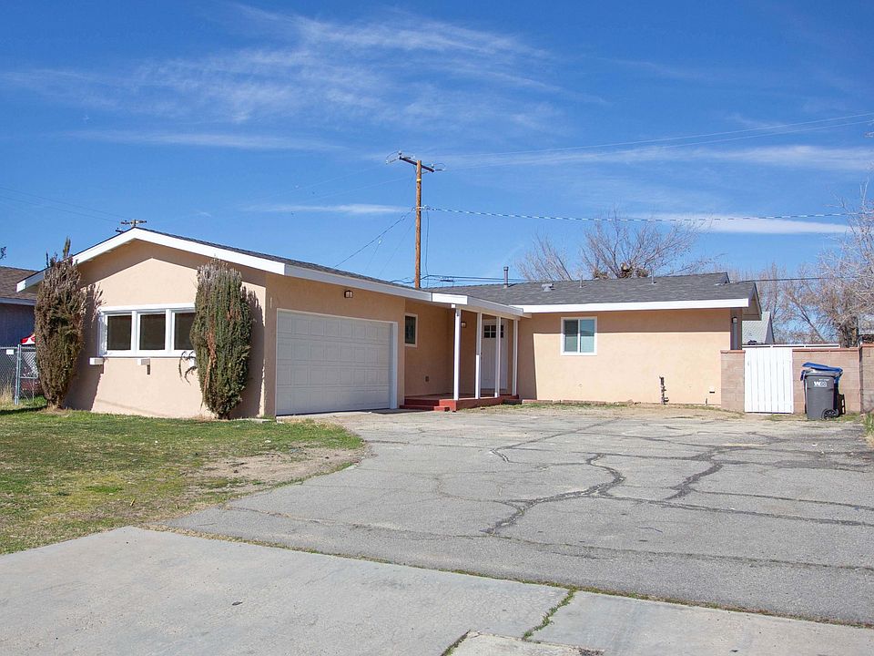 1st image of 1429 W Avenue H9