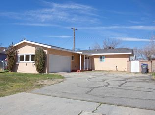 1429 W Avenue H9, Lancaster, CA 93534
