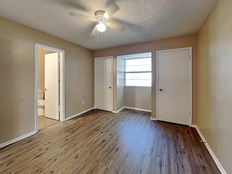 7505 N Saint Peter Ave — Photo 9