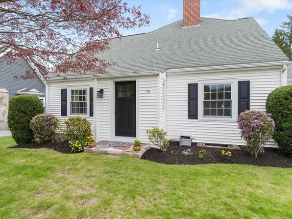 76 Union St, Natick, MA 01760