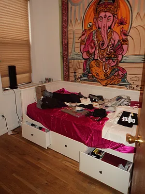 Rented by Sky Management | media 29