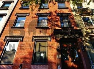 313 E 10th St, New York, NY 10009