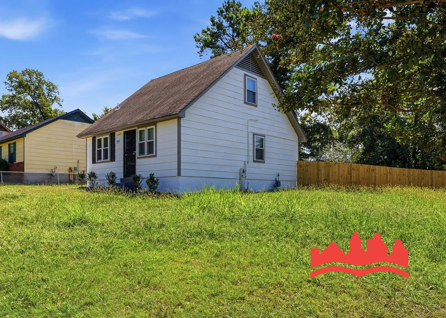 Welcome to 2449 Labonte Drive! — Photo 3