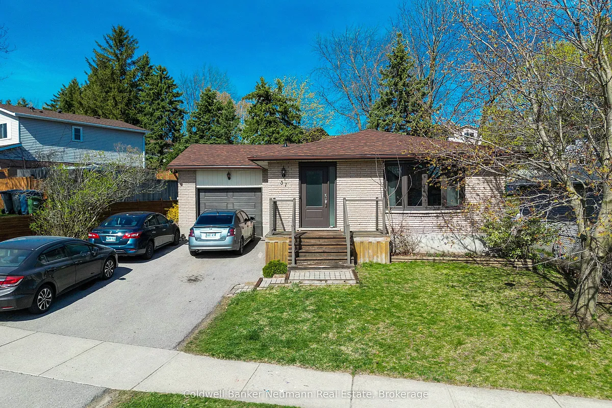 Building Photo - 37 Dunhill Cres #UPPER