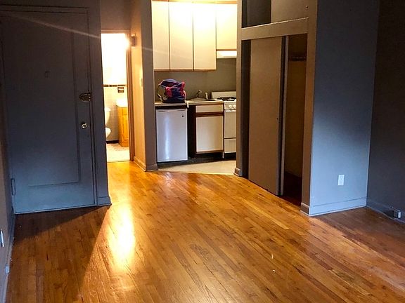 5th image of 411 E 85th St #3B3