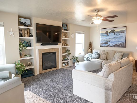 2nd image of 1997 N Rosedust Dr