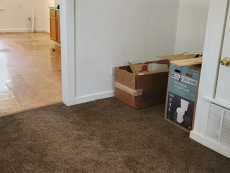 Small Nook Area / Office