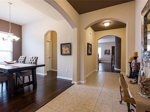 4th image of 681 Purtis Creek Ln