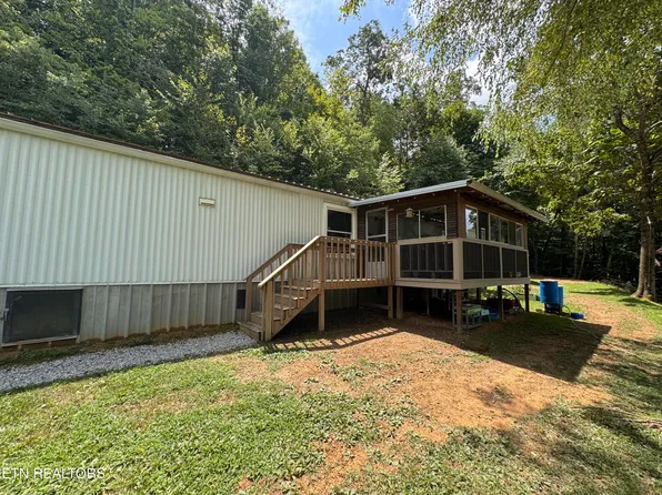 2454 Highway 25w S, La Follette, TN 37766
