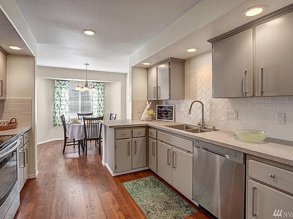 3rd image of 12016 128th Street Ct E
