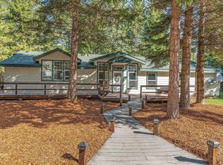 9221 E Howard Rd, Athol, ID 83801