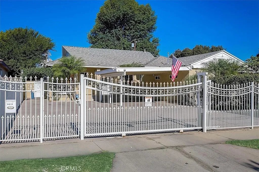 3 bed, 1600 sqft, $3,450 — Photo 2
