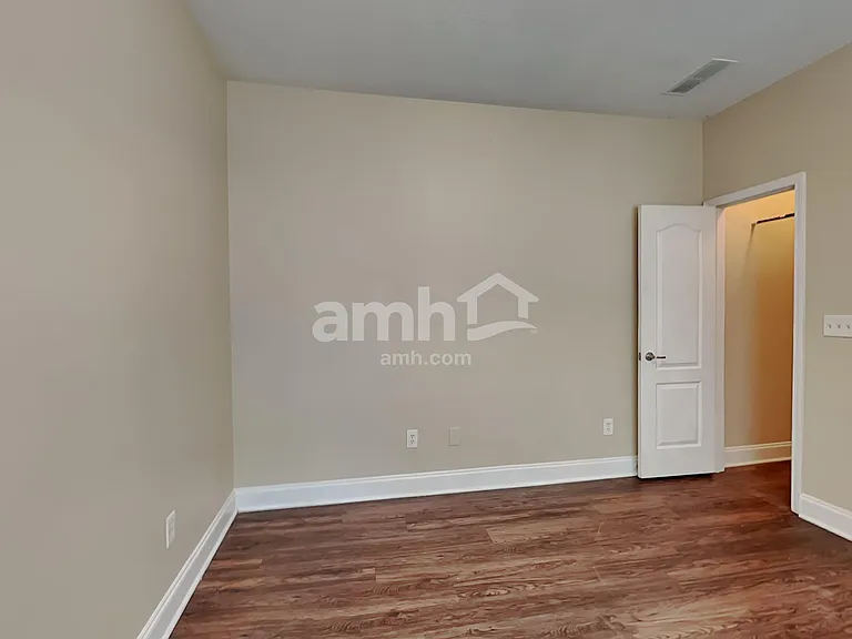 712 Gatwick Ct — Photo 12