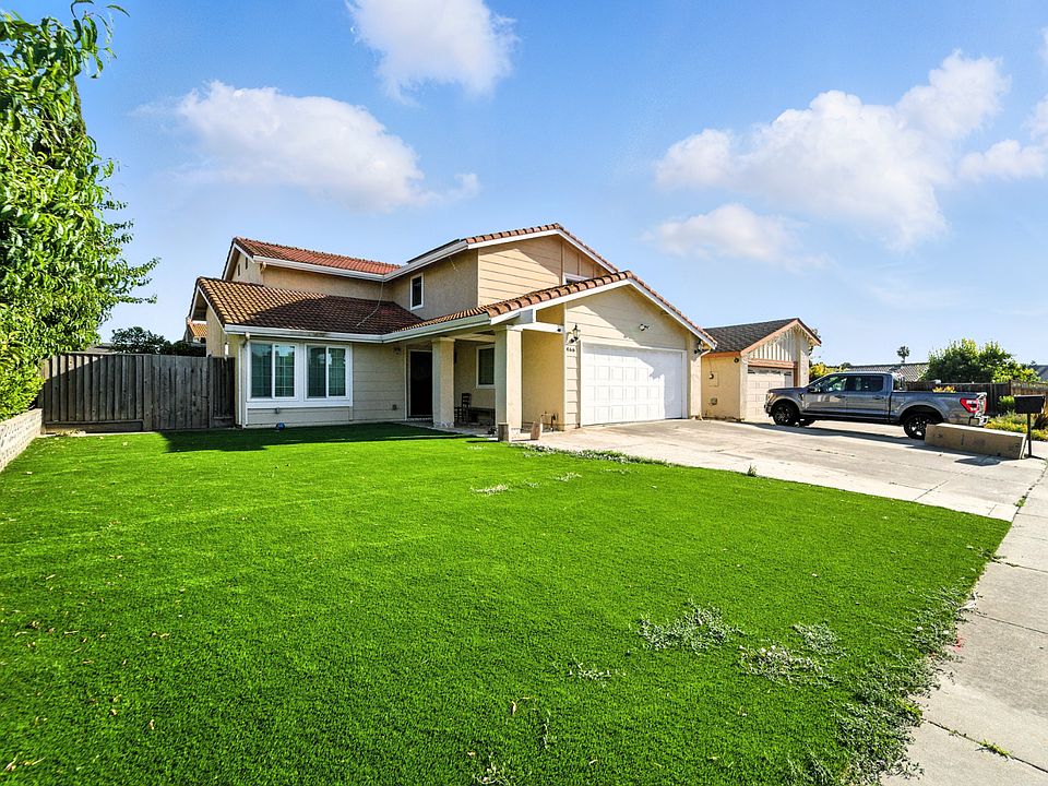 1st image of 466 Latona Ct