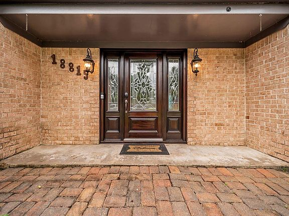 4th image of 18815 Whitewood Dr
