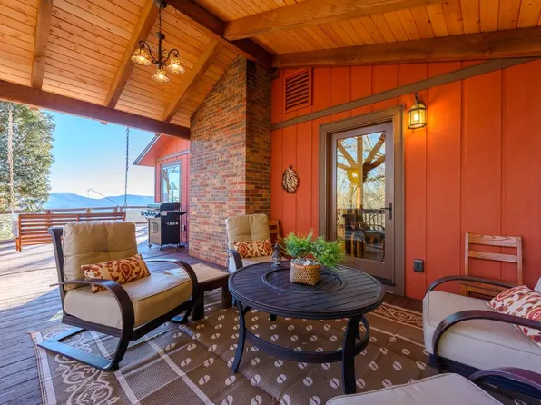 1776 Beech Mountain Pkwy, Banner Elk, NC 28604