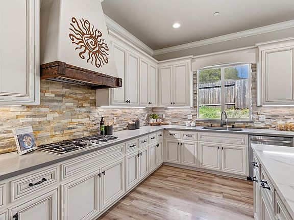 2nd image of 6425 Sharp Ln