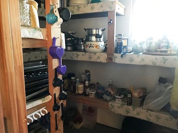 3rd image of 1681 Sober St