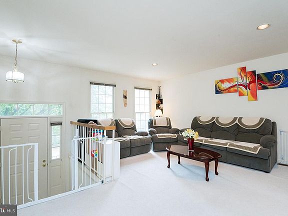 4th image of 20427 Ivybridge Ct