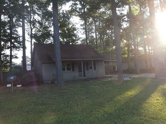 3rd image of 1100 Jones Dr