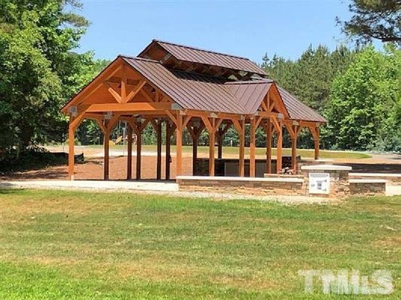 2nd image of 2319 Meadowcreek Dr #332