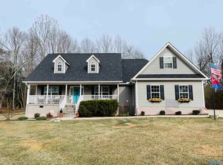 215 Edison Ave, Gadsden, AL 35904