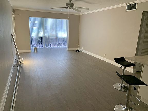 5th image of 6353 Bay Club Dr APT 1