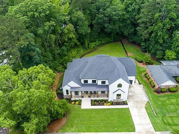 5th image of 575 Indian Hills Pkwy NE