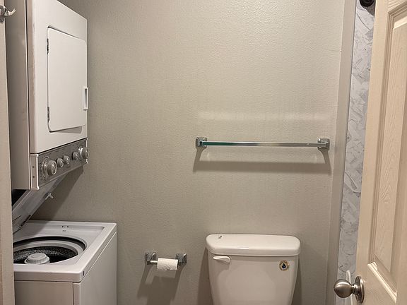 4th image of 6410 8th Ave NE #301