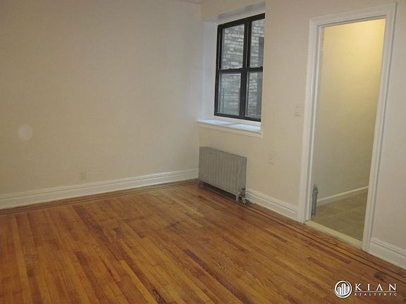 4th image of 4308 40th St APT 2J