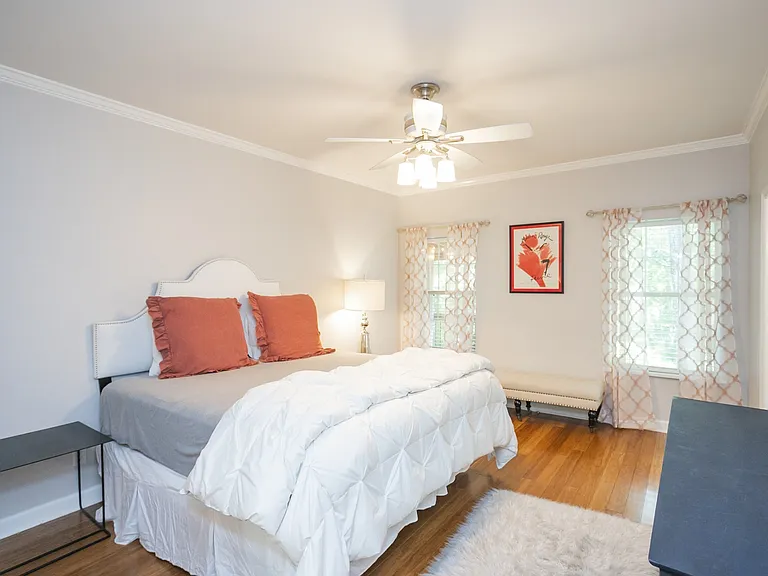 1004 Elmshade Ln — Photo 20