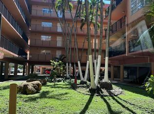 1990 W 56th St APT 1320, Hialeah, FL 33012