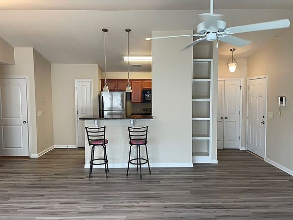 2nd image of 4703 Pennoak Ln #J