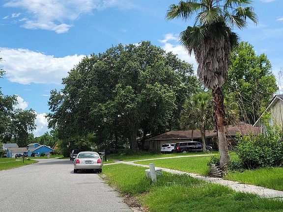 4th image of 8442 Boysenberry Ln