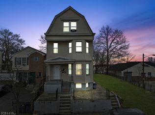 472 S 15th St, Newark, NJ 07103