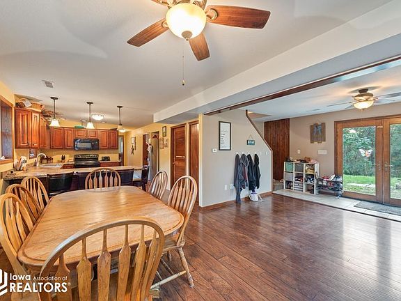 4th image of 23878 Floris Rd