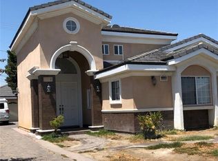 12115 186th St, Artesia, CA 90701