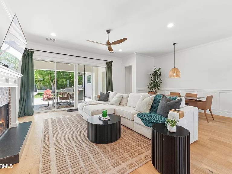 3655 E Piccadilly Rd — Photo 11