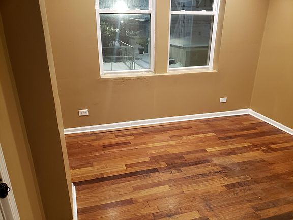 3rd image of 2656 S Kolin Ave #2B